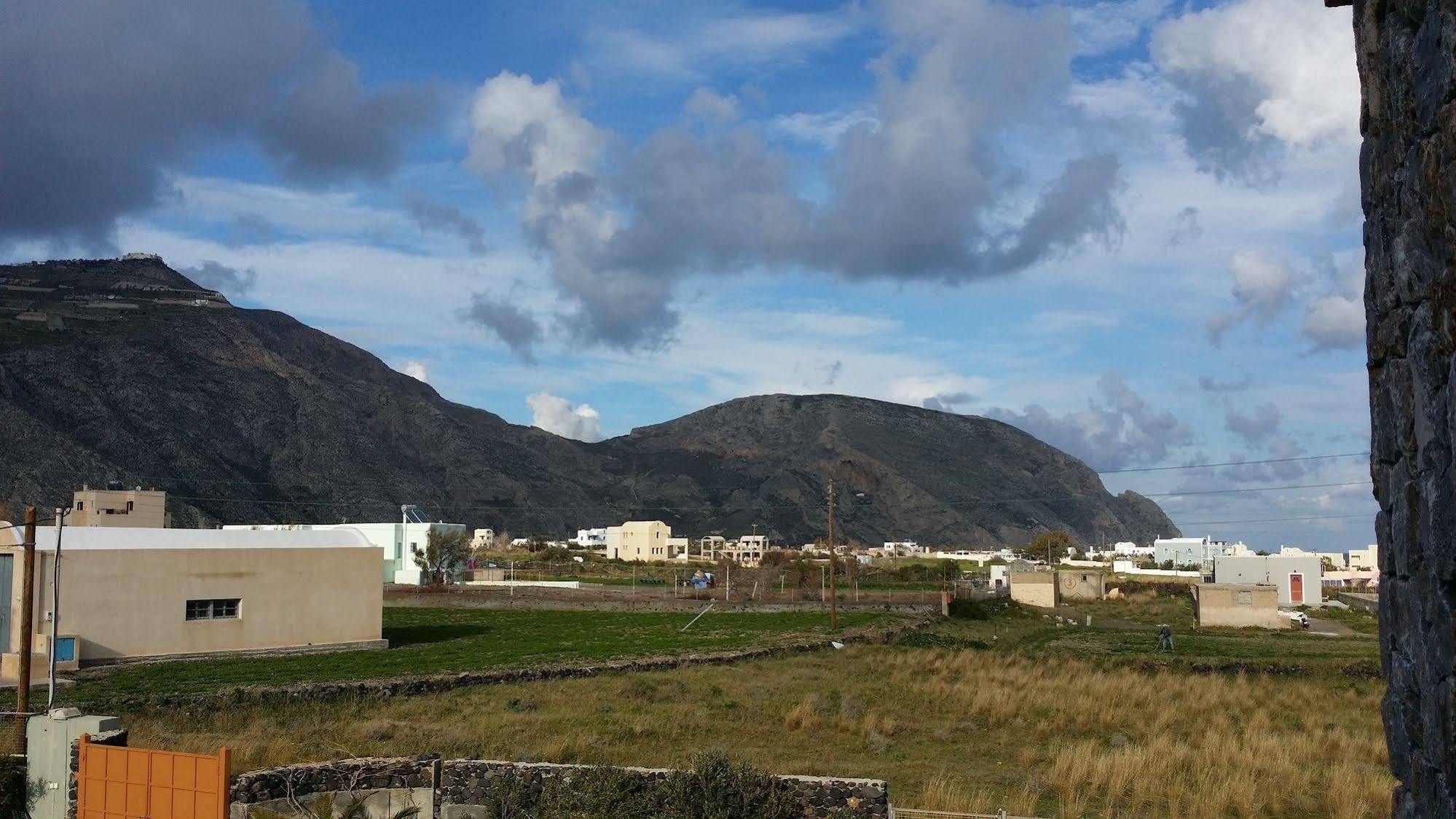 Mesana Traditional Stone Houses Emporio  Exterior photo