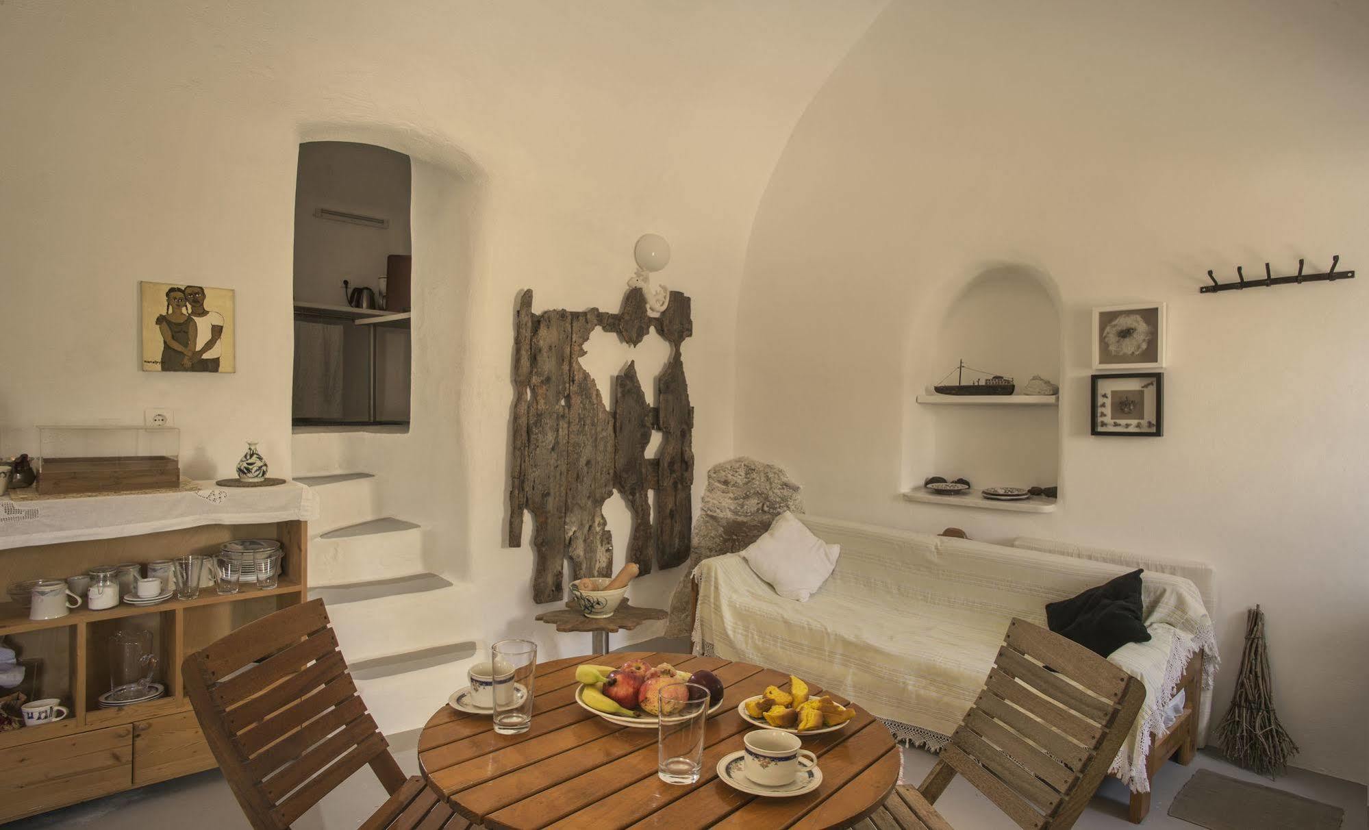 Mesana Traditional Stone Houses Emporio  Exterior photo