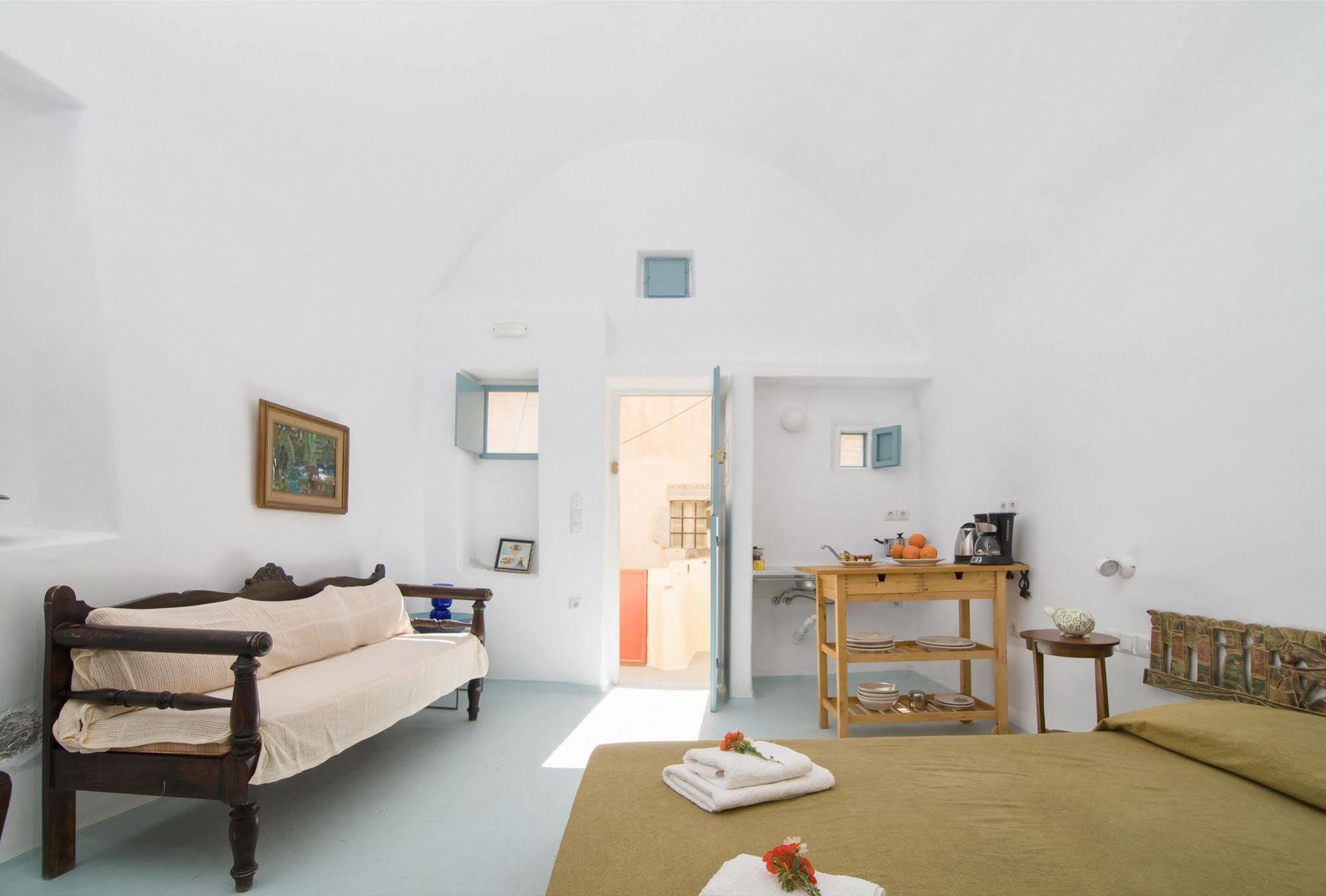 Mesana Traditional Stone Houses Emporio  Exterior photo