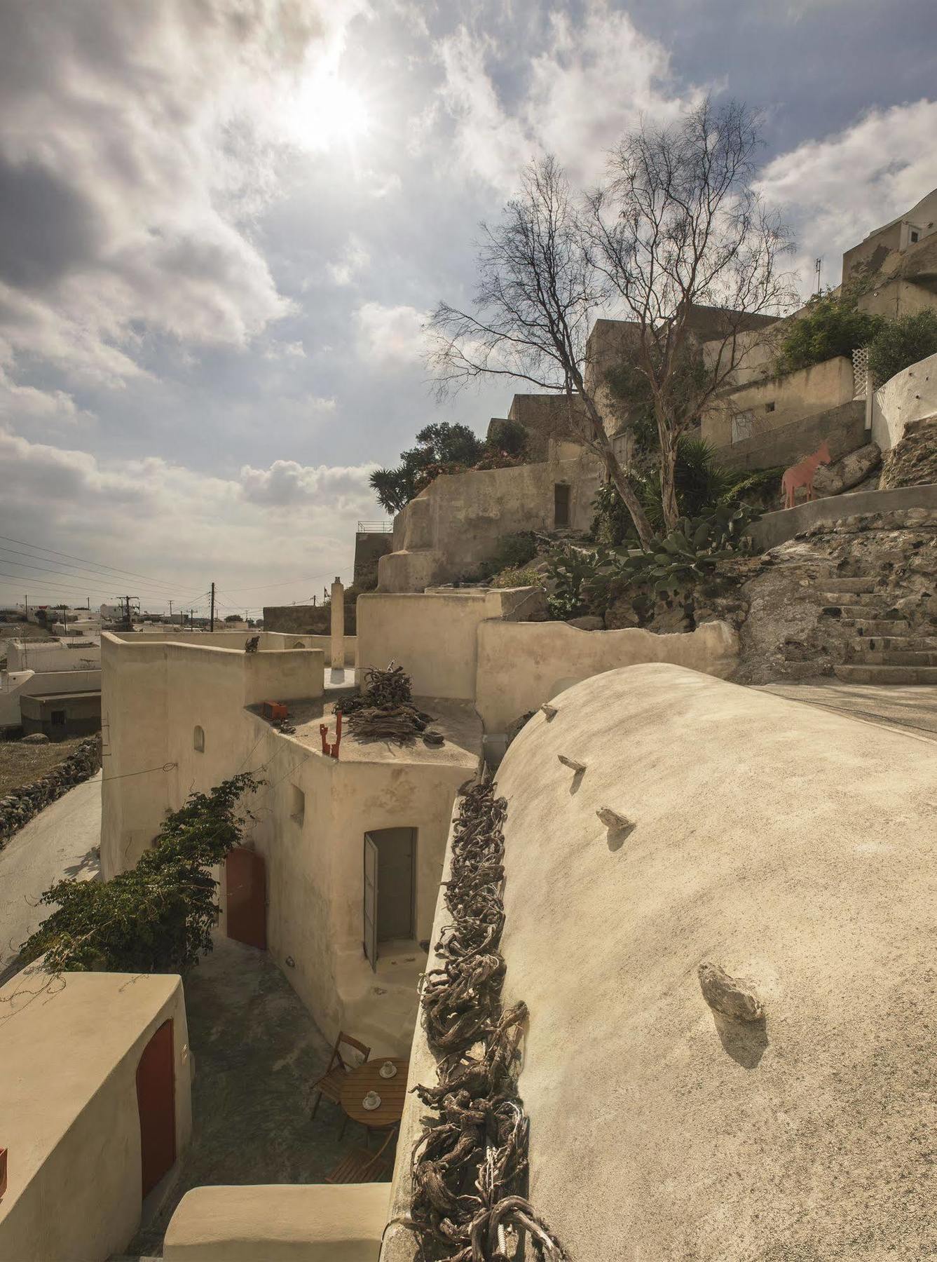 Mesana Traditional Stone Houses Emporio  Exterior photo